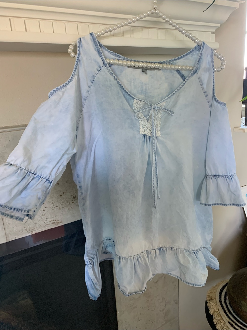 Absolutely Famous Light Blue Cold-Shoulder Peasant Blouse Size S